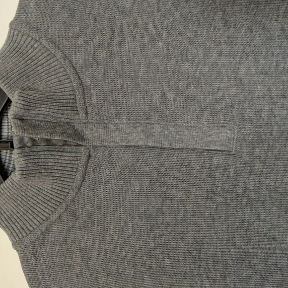 AXCESS 1/4 ZIP - Picture 2 of 8